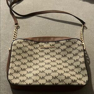 Michael Kors crossbody bag